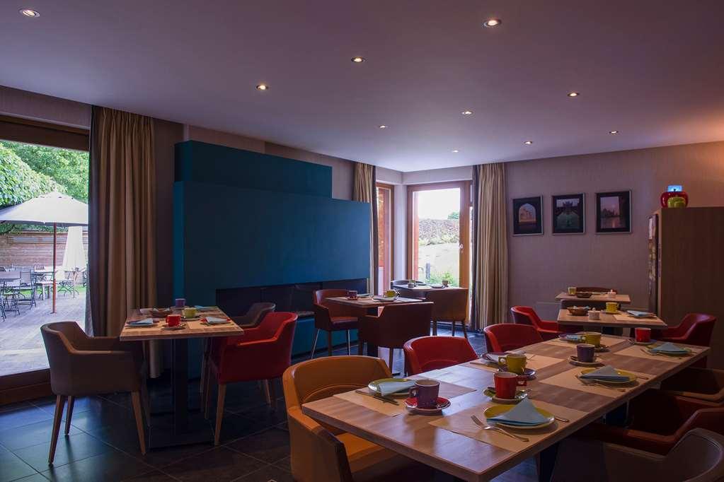 Hostellerie Du Peiffeschof, The Originals Relais Arlon Fasilitas foto