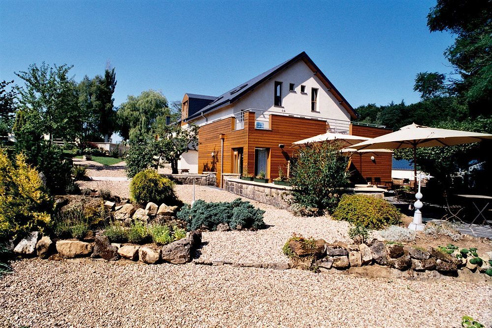 Hostellerie Du Peiffeschof, The Originals Relais Arlon Bagian luar foto