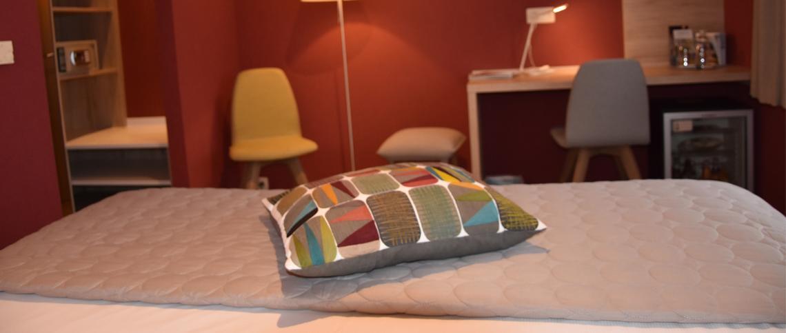 Hostellerie Du Peiffeschof, The Originals Relais Arlon Bagian luar foto